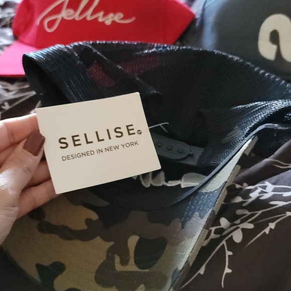 Sellise Female trucker hats - Picture 3 of 4